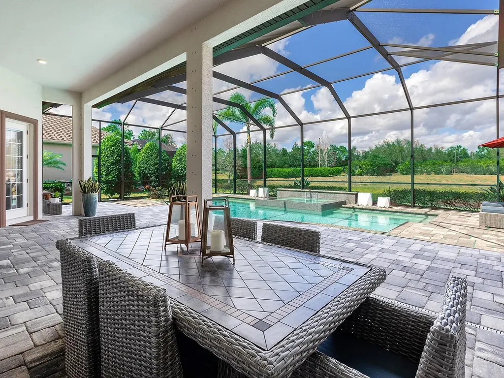 16613 Berwick Terrace Lakewood Ranch FL 34202