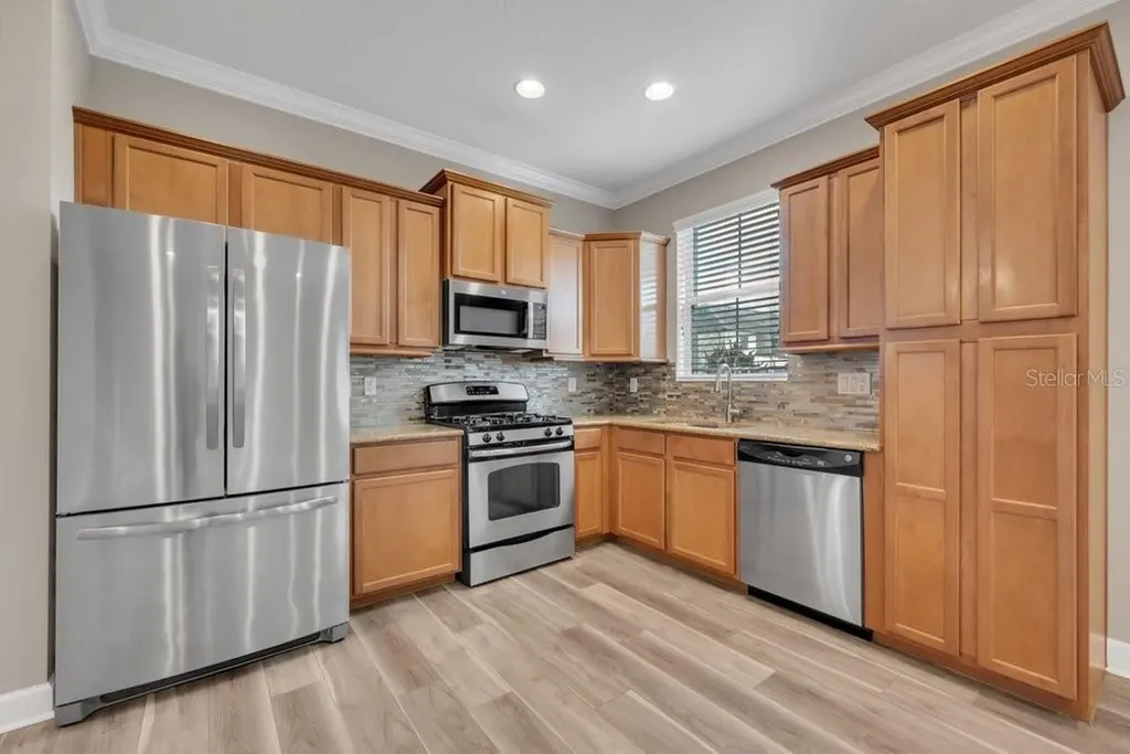 16858 Dorman Road Lithia FL 33547