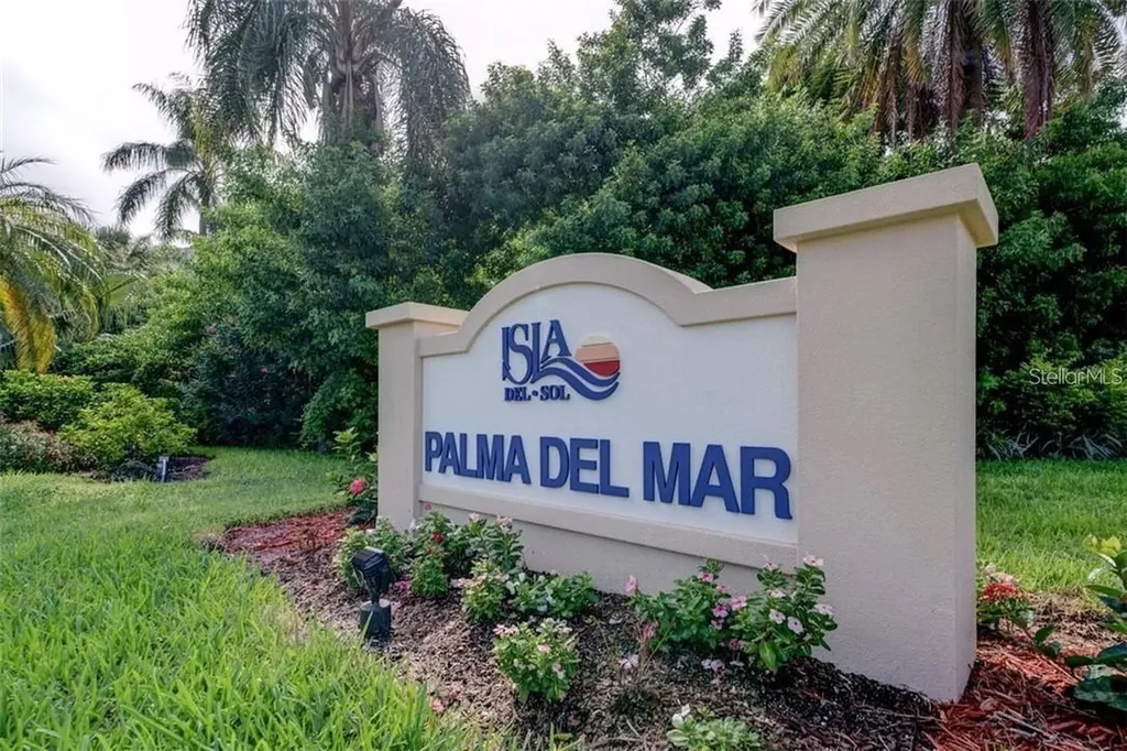 6219 Palma Del Mar Boulevard S St Petersburg FL 33715