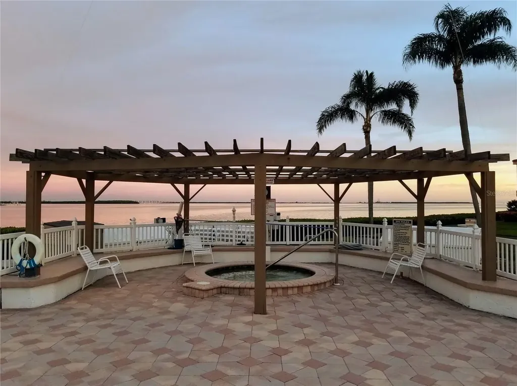 6219 Palma Del Mar Boulevard S St Petersburg FL 33715