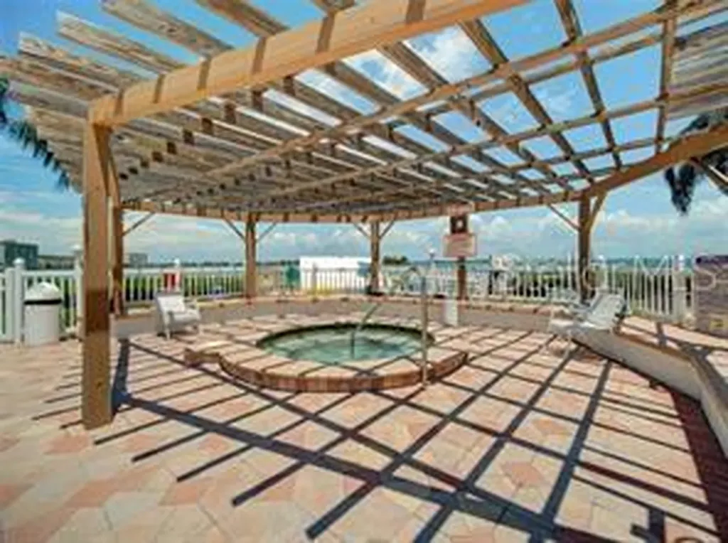 6219 Palma Del Mar Boulevard S St Petersburg FL 33715