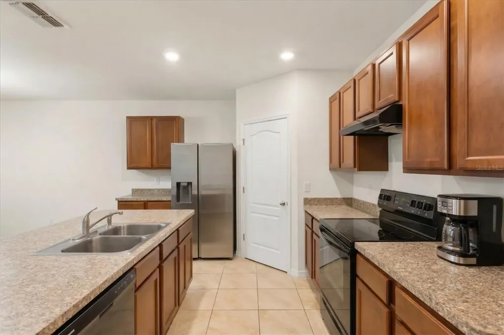 943 Summer Glen Drive Winter Haven FL 33880
