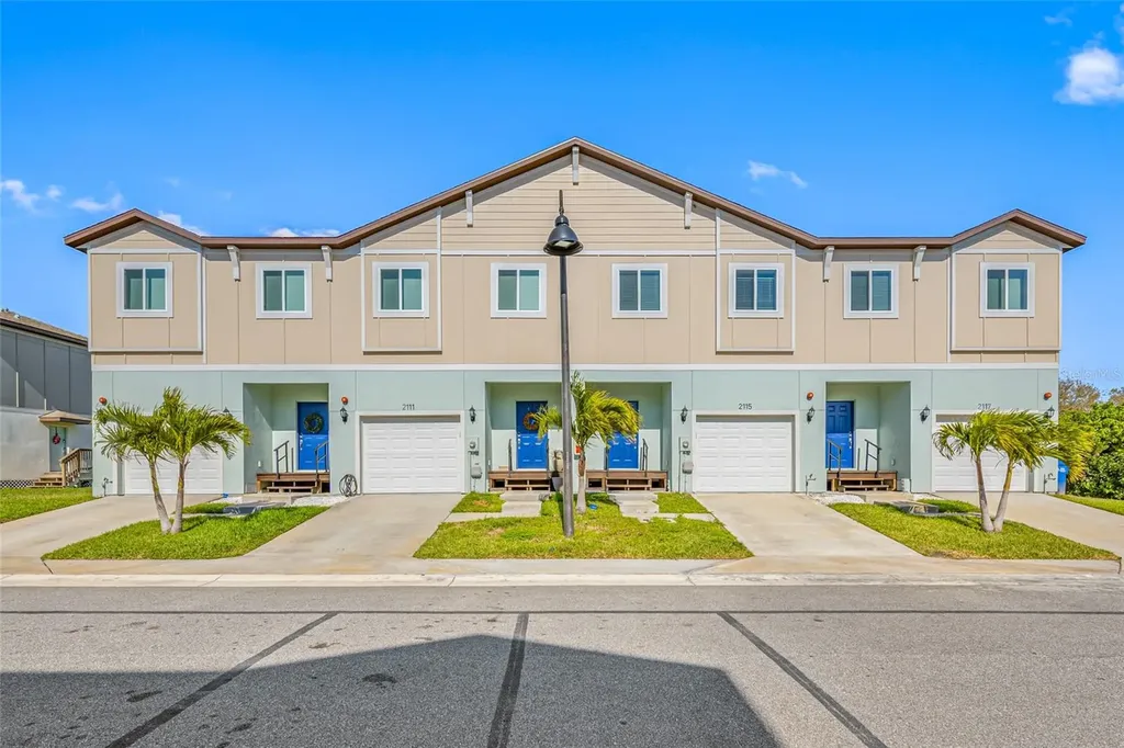 2115 Sebring Place Clearwater FL 33760