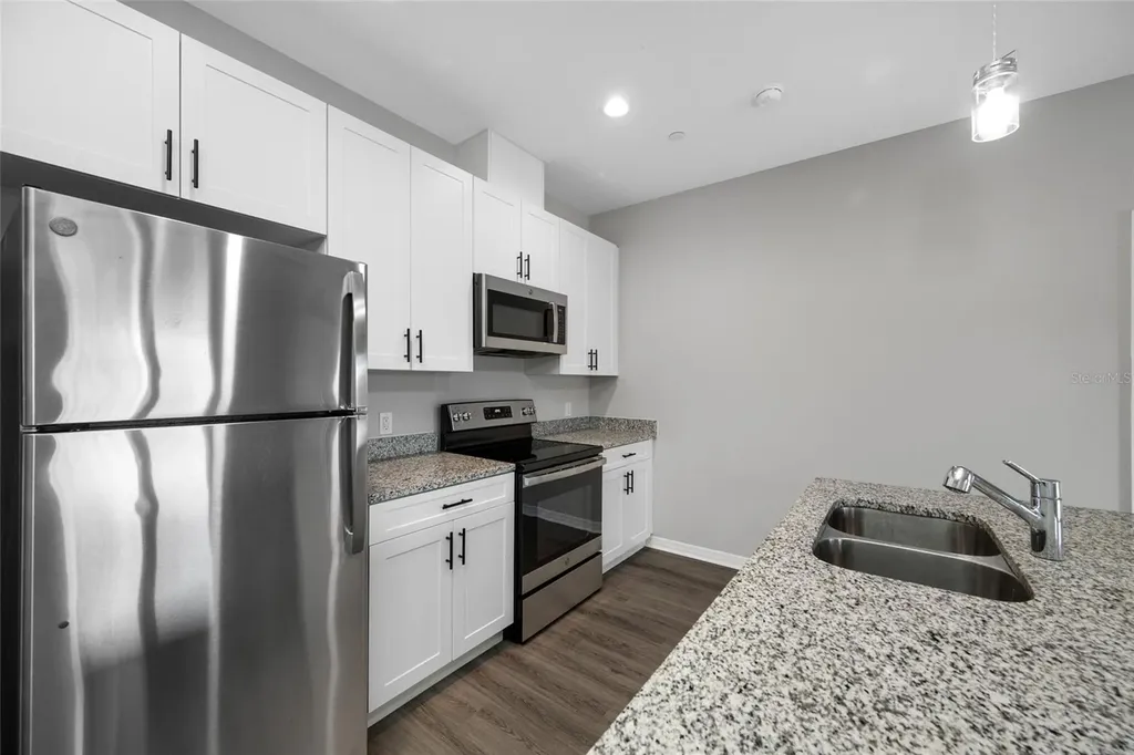 2115 Sebring Place Clearwater FL 33760