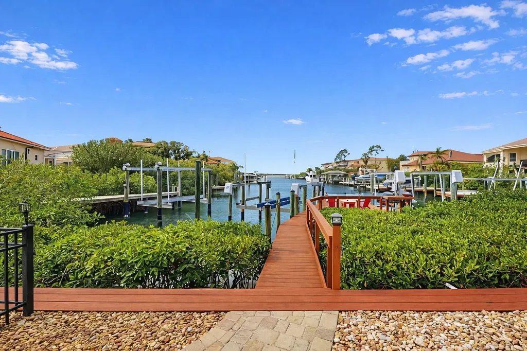960 Symphony Isles Boulevard Apollo Beach FL 33572