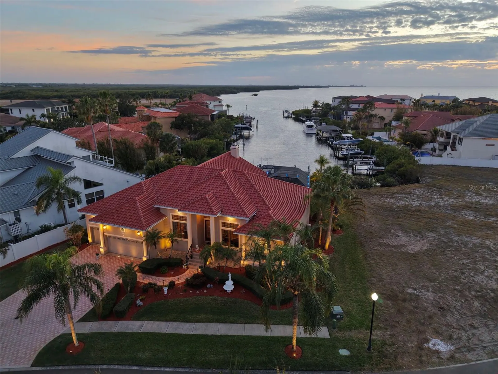 960 Symphony Isles Boulevard Apollo Beach FL 33572