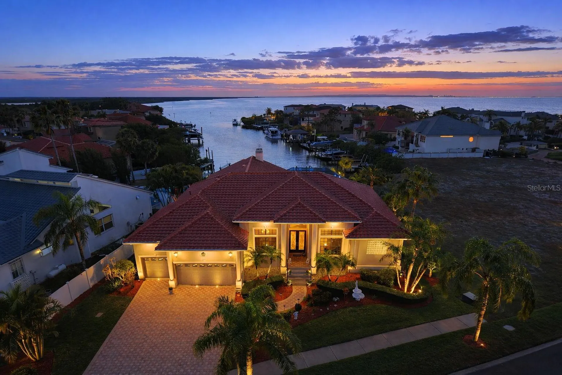 960 Symphony Isles Boulevard Apollo Beach FL 33572