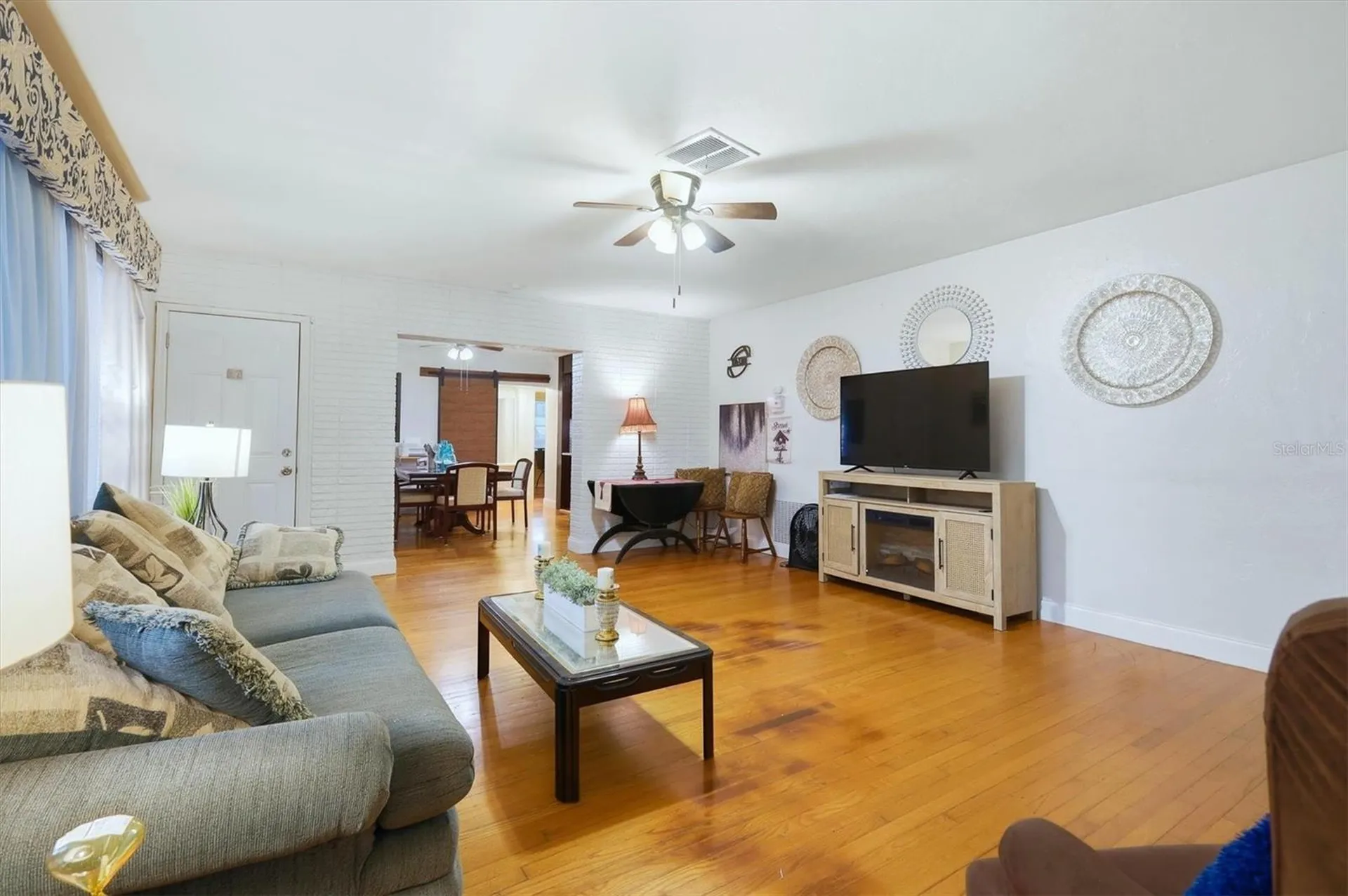7096 54th Avenue N St Petersburg FL 33709