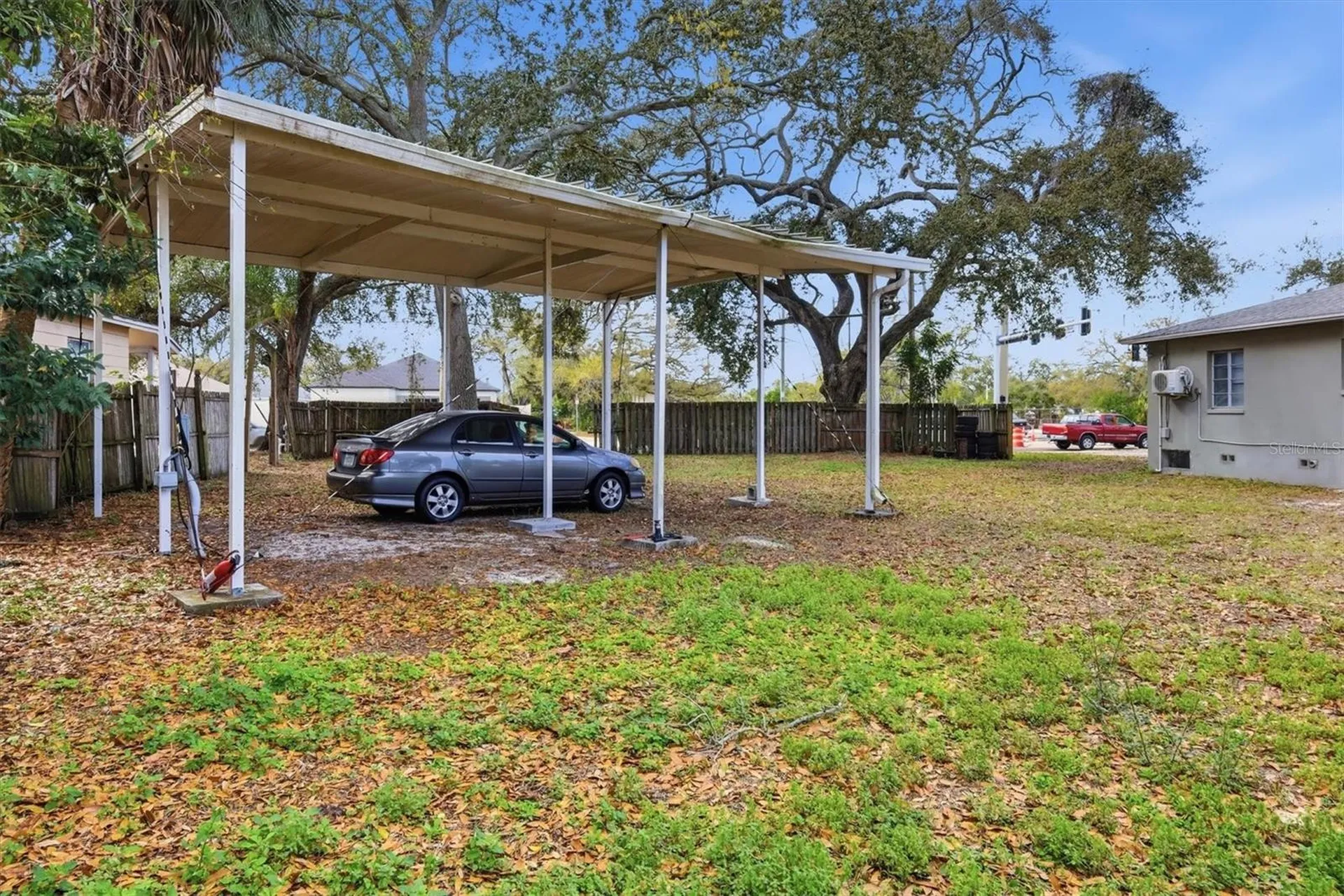 7096 54th Avenue N St Petersburg FL 33709