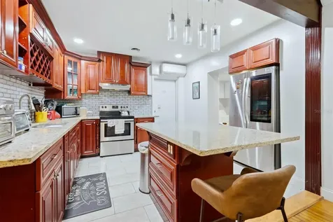 7096 54th Avenue N St Petersburg FL 33709