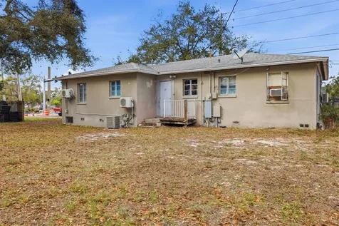 7096 54th Avenue N St Petersburg FL 33709