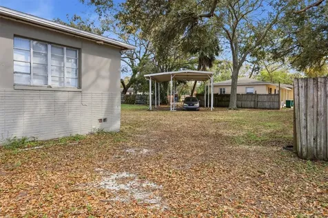 7096 54th Avenue N St Petersburg FL 33709