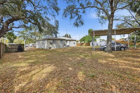 7096 54th Avenue N St Petersburg FL 33709