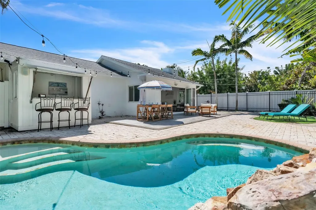 155 Crescent Drive Anna Maria FL 34216