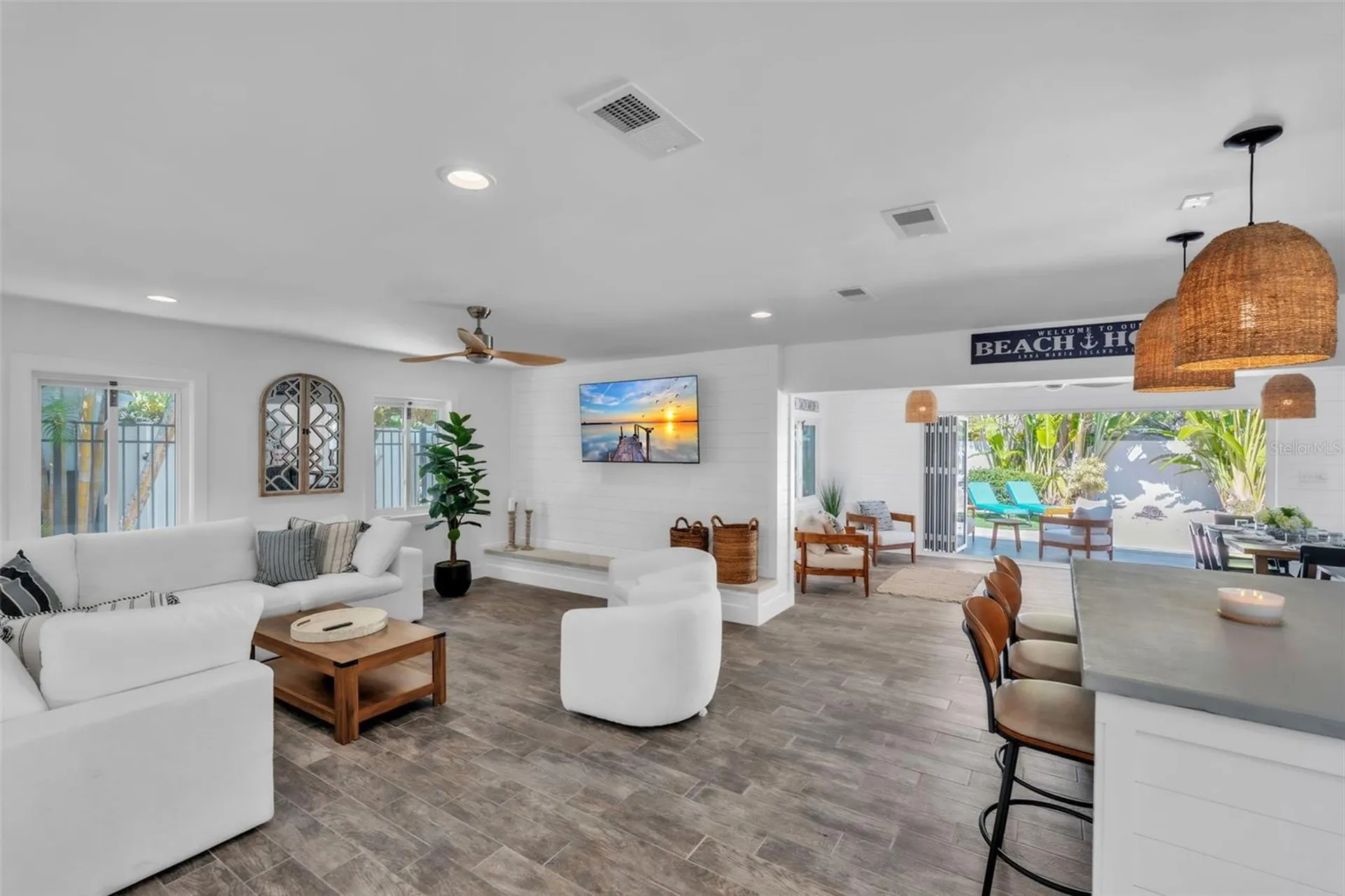 155 Crescent Drive Anna Maria FL 34216