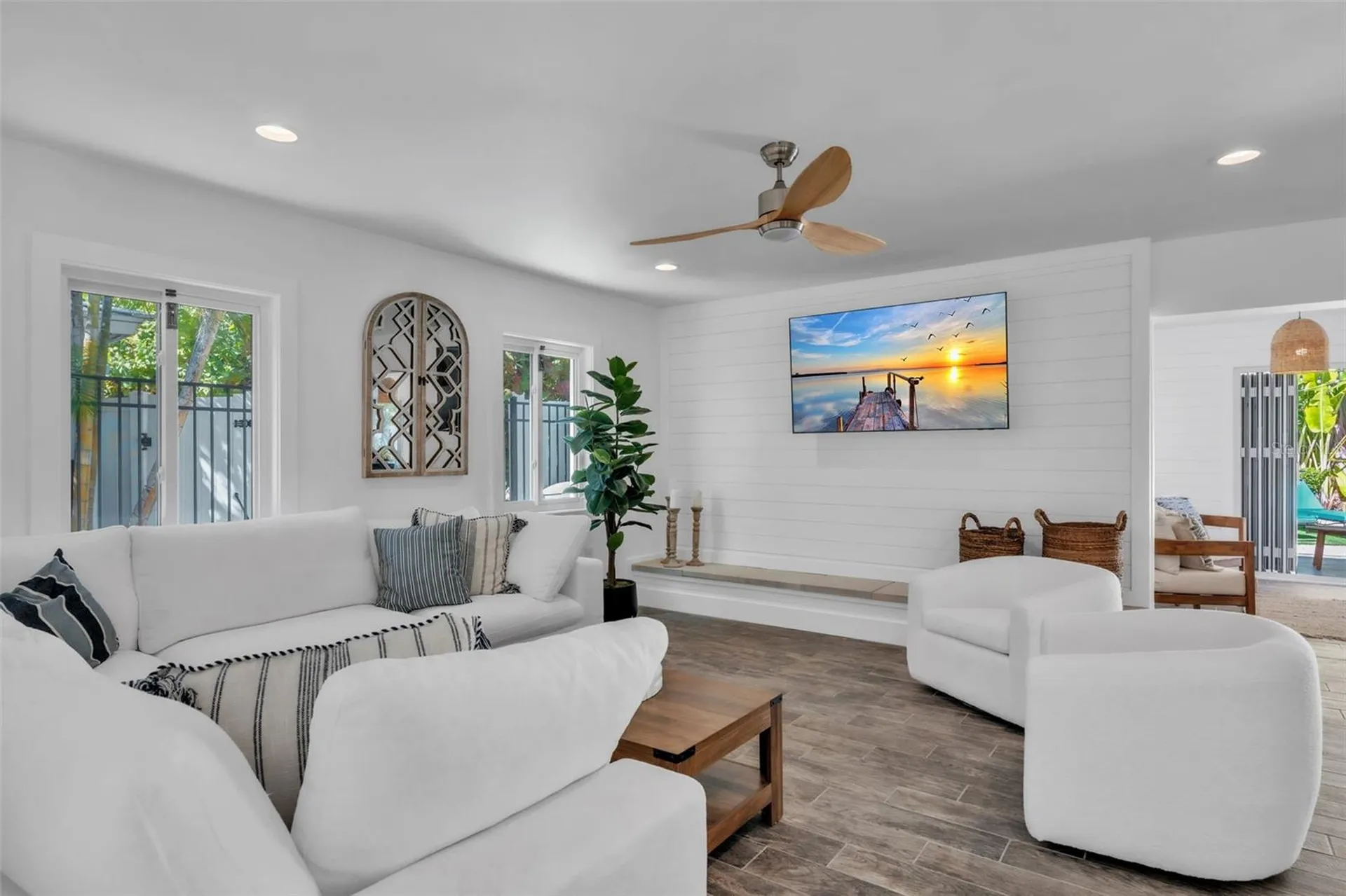 155 Crescent Drive Anna Maria FL 34216