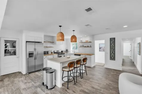 155 Crescent Drive Anna Maria FL 34216