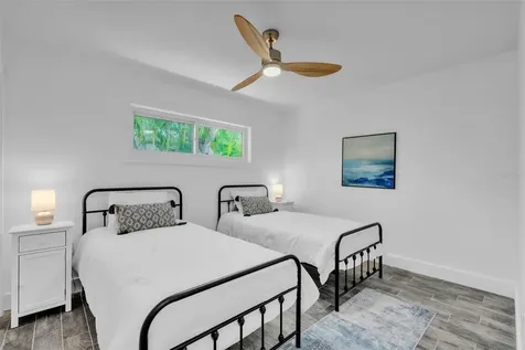 155 Crescent Drive Anna Maria FL 34216