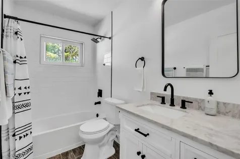 155 Crescent Drive Anna Maria FL 34216