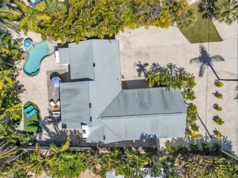155 Crescent Drive Anna Maria FL 34216