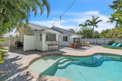 155 Crescent Drive Anna Maria FL 34216