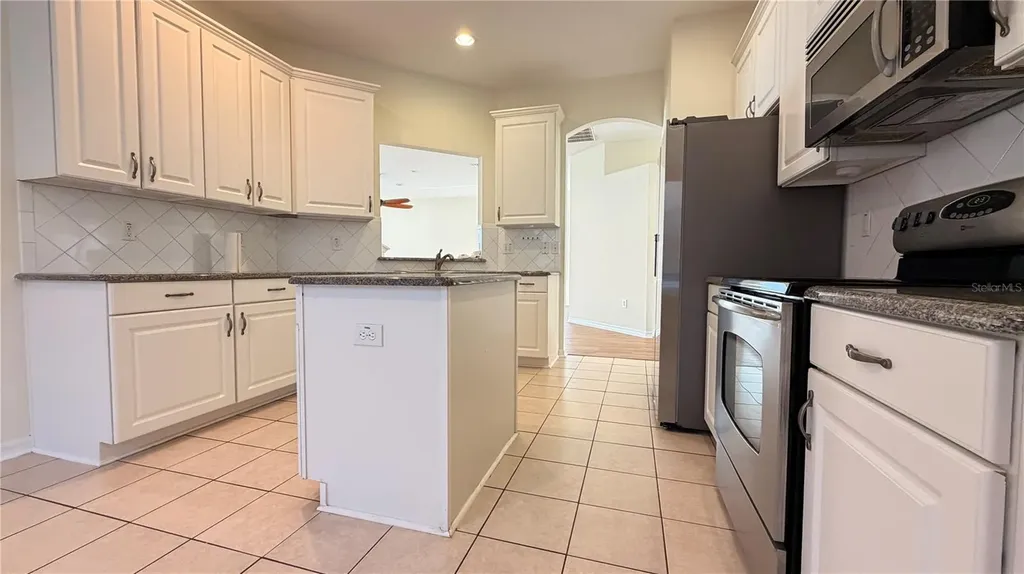 1643 Bonita Bluff Court Ruskin FL 33570
