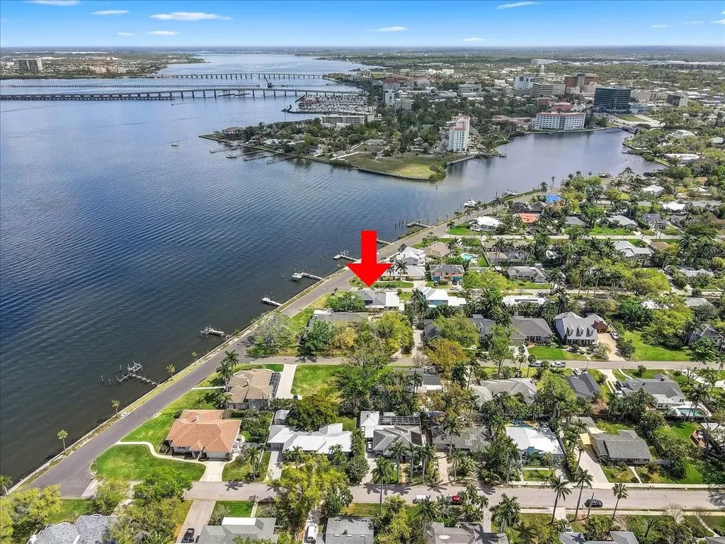 2201 Riverview Boulevard Bradenton FL 34205