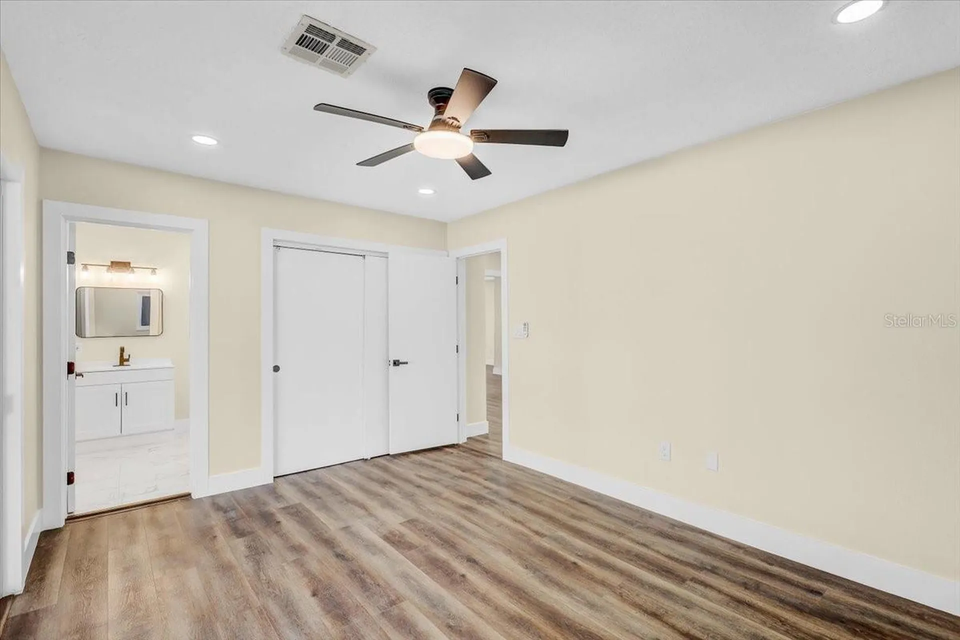 2201 Riverview Boulevard Bradenton FL 34205