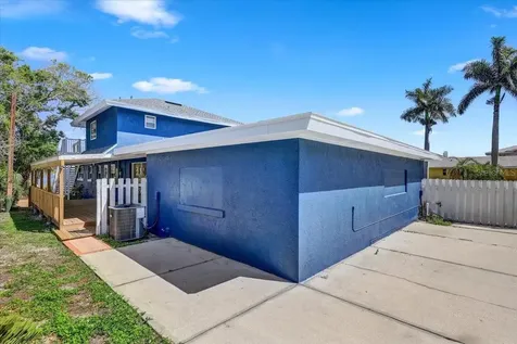 2201 Riverview Boulevard Bradenton FL 34205