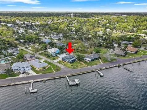 2201 Riverview Boulevard Bradenton FL 34205