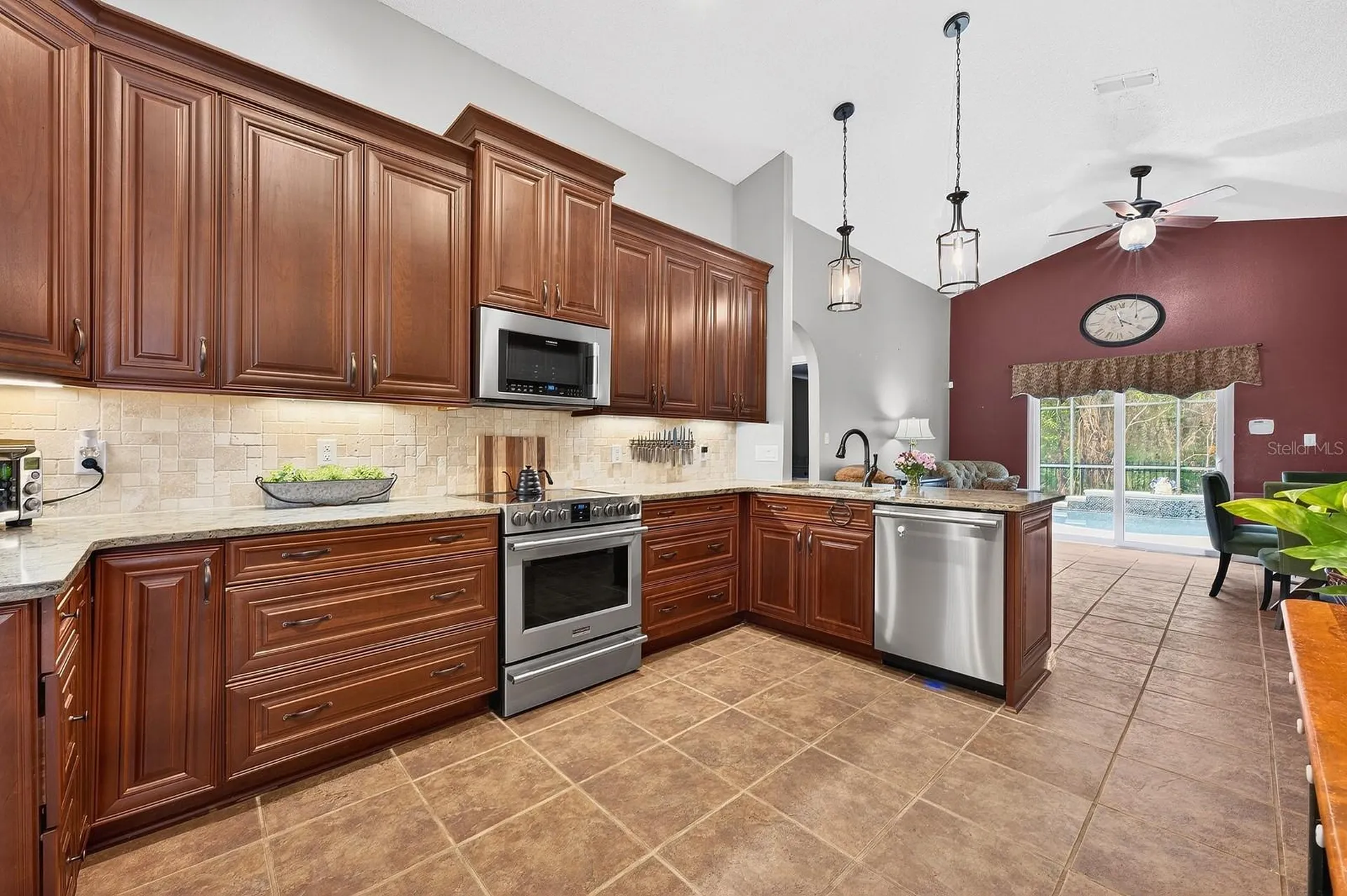 10223 Dean Point Place Orlando FL 32825