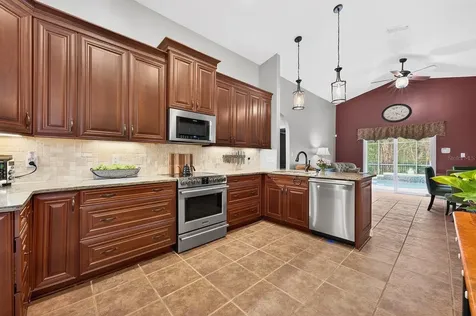 10223 Dean Point Place Orlando FL 32825