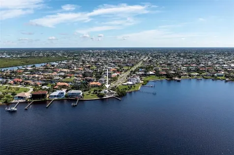 4468 Harbor Boulevard Port Charlotte FL 33952