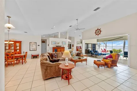 4468 Harbor Boulevard Port Charlotte FL 33952