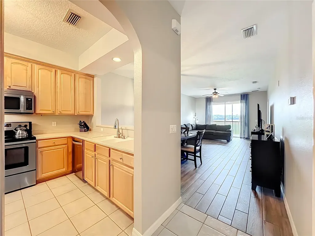 9417 Myrtle Creek Lane Orlando FL 32832