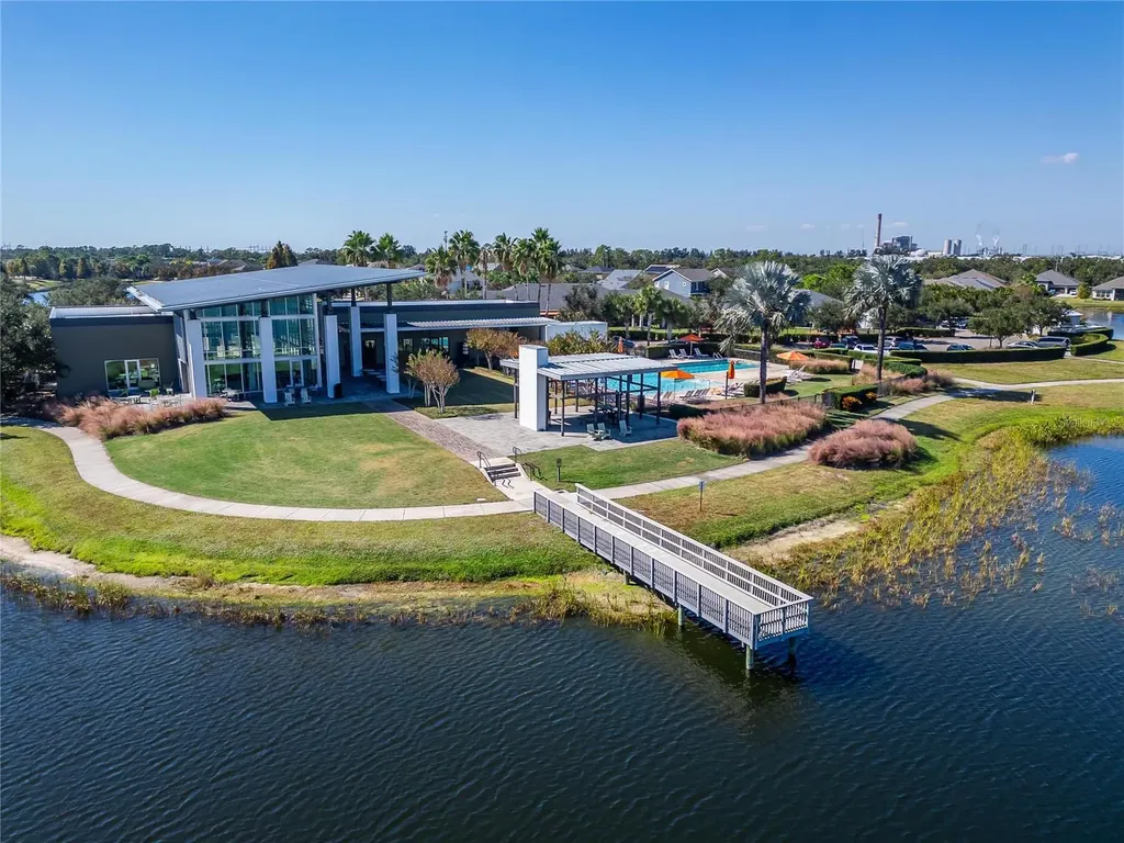 5604 Wayfarer Avenue Apollo Beach FL 33572