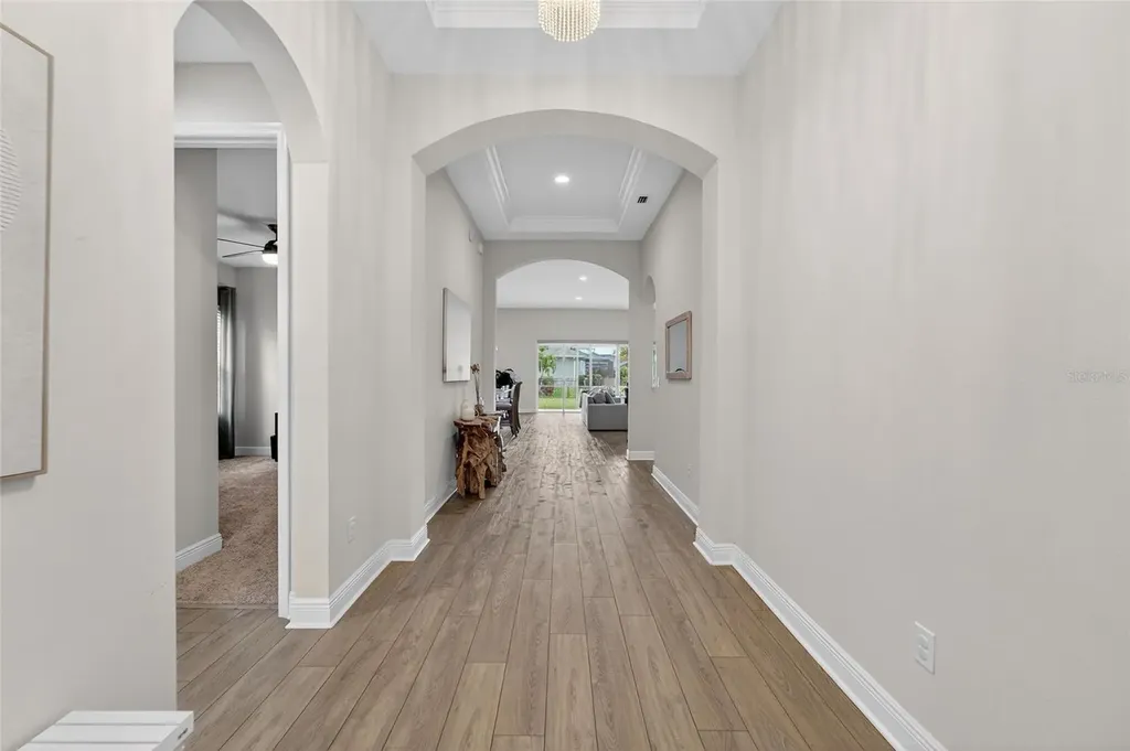 5604 Wayfarer Avenue Apollo Beach FL 33572