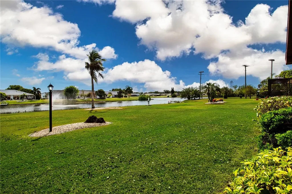 1605 Dower Way Sun City Center FL 33573