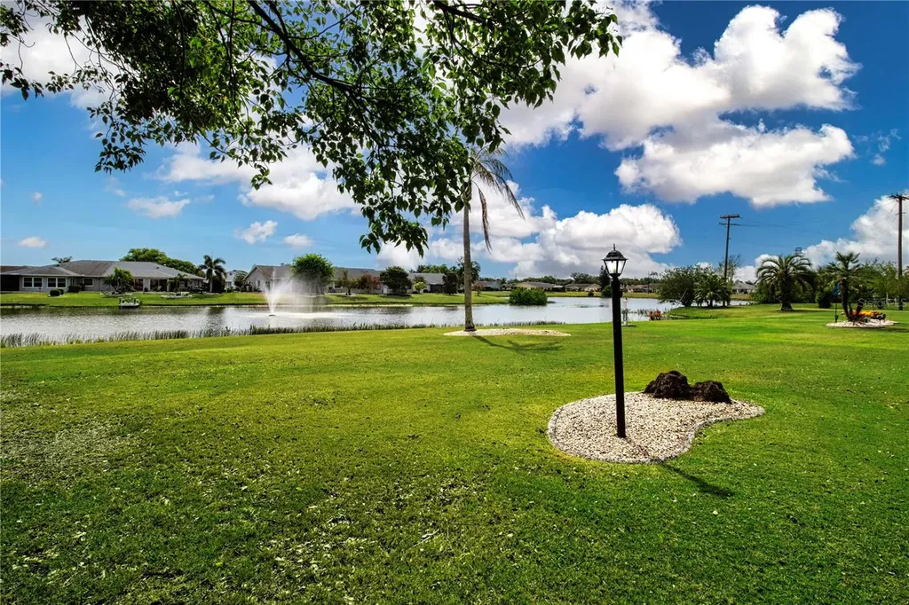 1605 Dower Way Sun City Center FL 33573