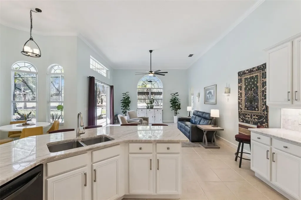 2743 Kissimmee Bay Circle Kissimmee FL 34744