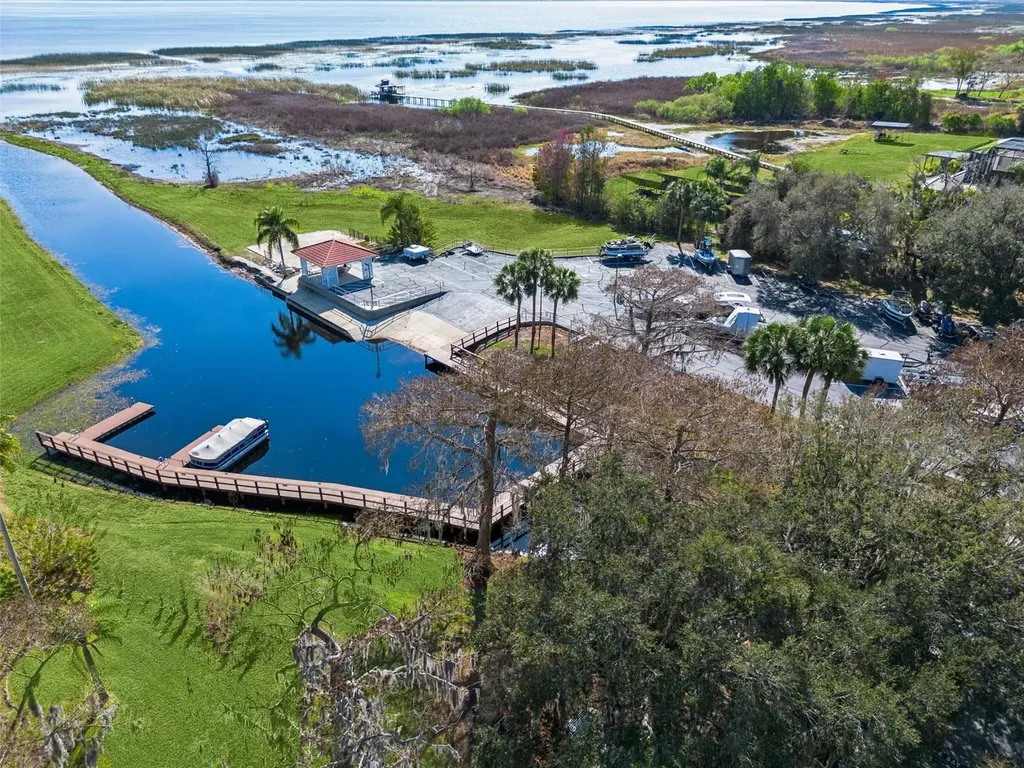 2743 Kissimmee Bay Circle Kissimmee FL 34744