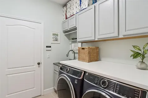 2743 Kissimmee Bay Circle Kissimmee FL 34744