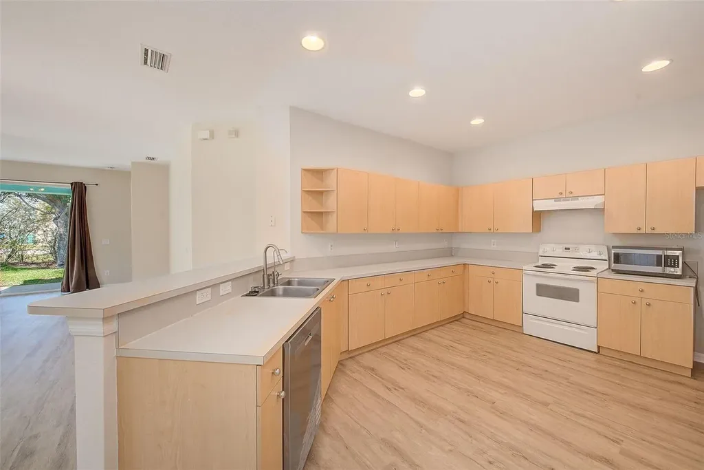 11560 Captiva Kay Drive Riverview FL 33569