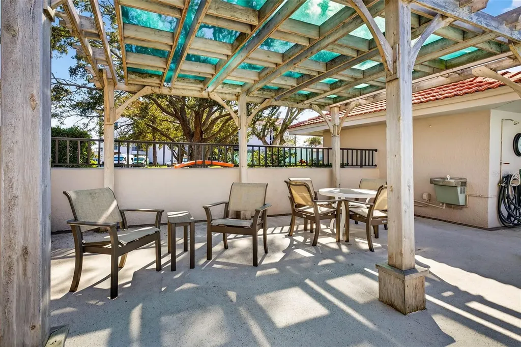 1805 Mariner Drive Tarpon Springs FL 34689