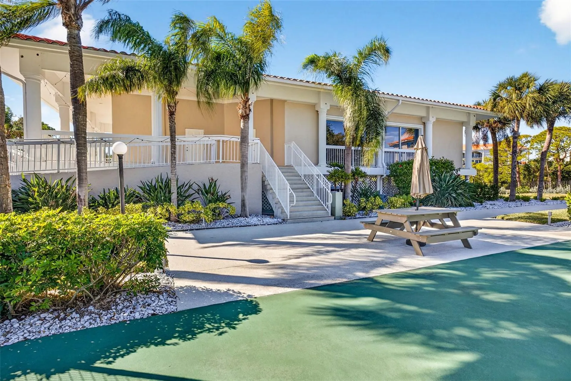 1805 Mariner Drive Tarpon Springs FL 34689