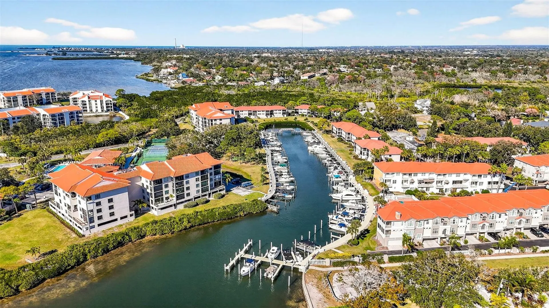 1805 Mariner Drive Tarpon Springs FL 34689