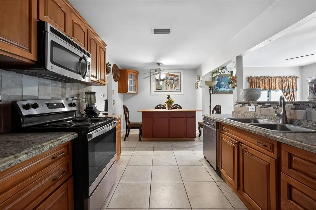 9522 Affirmed Lane Boca Raton FL 33496