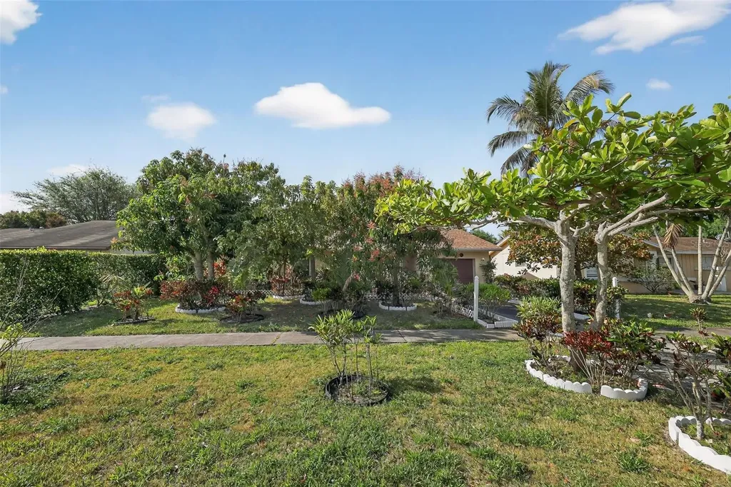 9522 Affirmed Lane Boca Raton FL 33496