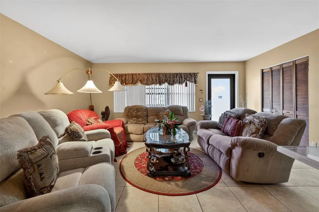 9522 Affirmed Lane Boca Raton FL 33496