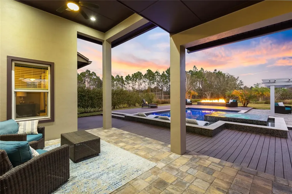 9646 Reymont Street Orlando FL 32827